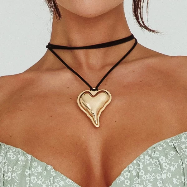 J&D 18k Stainless Steel Playful Chubby Heart Balloon Smooth Pendant Luxury Necklace Black Velvet 140cm