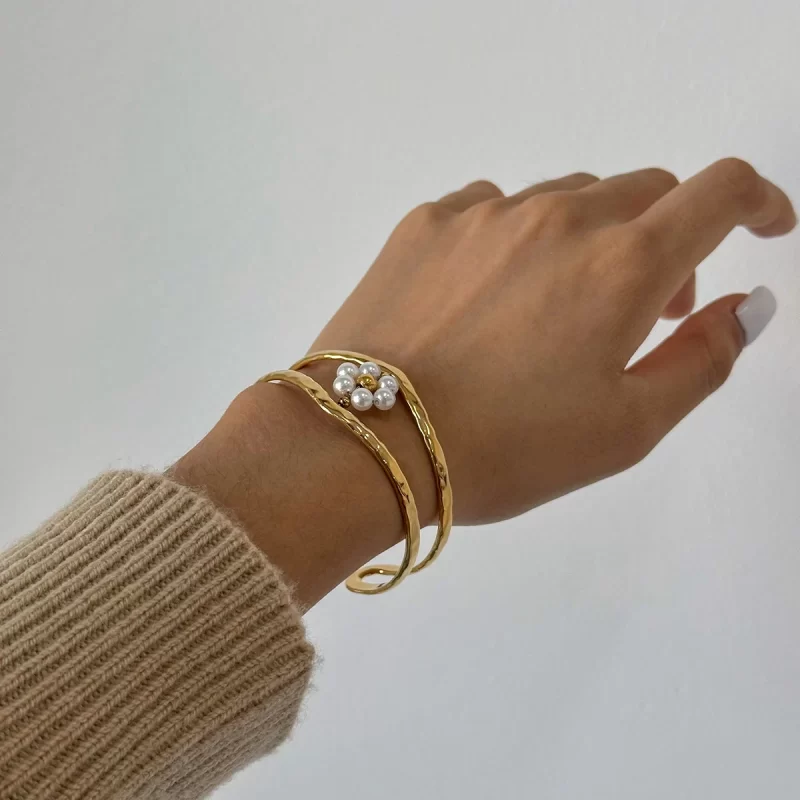 J&D Elegant Double Layer Faux Pearl Bangle 18K Stainless Steel Real Gold Plated Flower Design Fashionable Double Wrist Accessory - Image 2