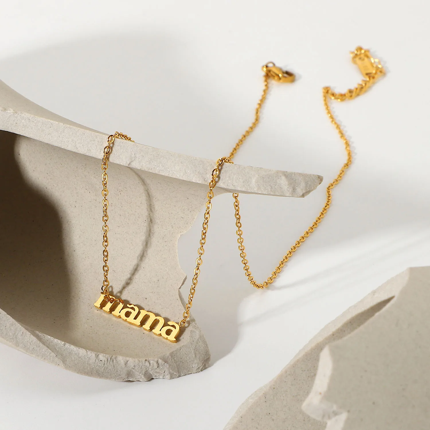 Dainty Custom Jewelry Stainless Steel Letter Mother Charm Choker Mama Name Necklace for Gift