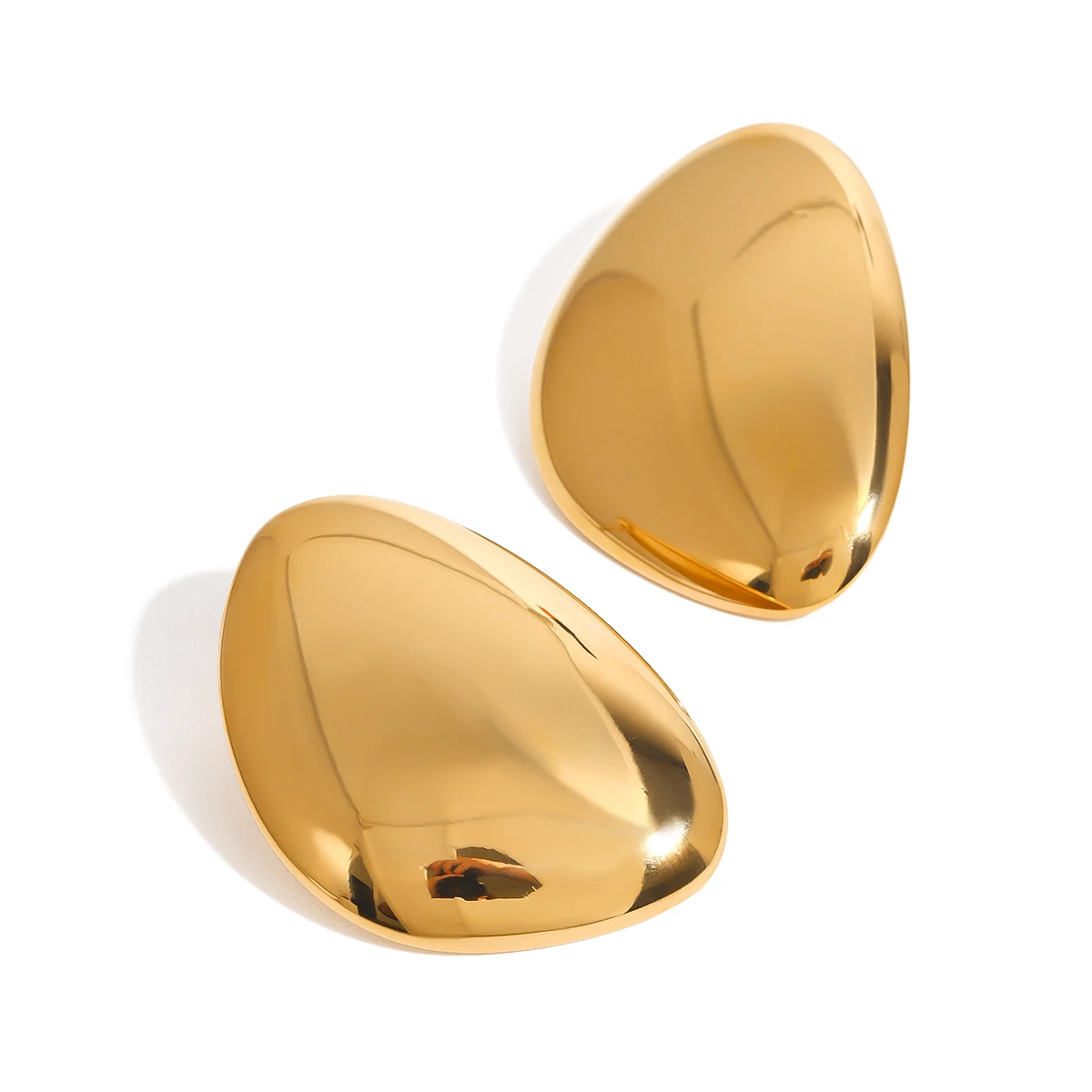 18K Gold Stainless Steel Female Earrings Non-Fading Trendy Stud Style  European American Fashion Geometric Pattern
