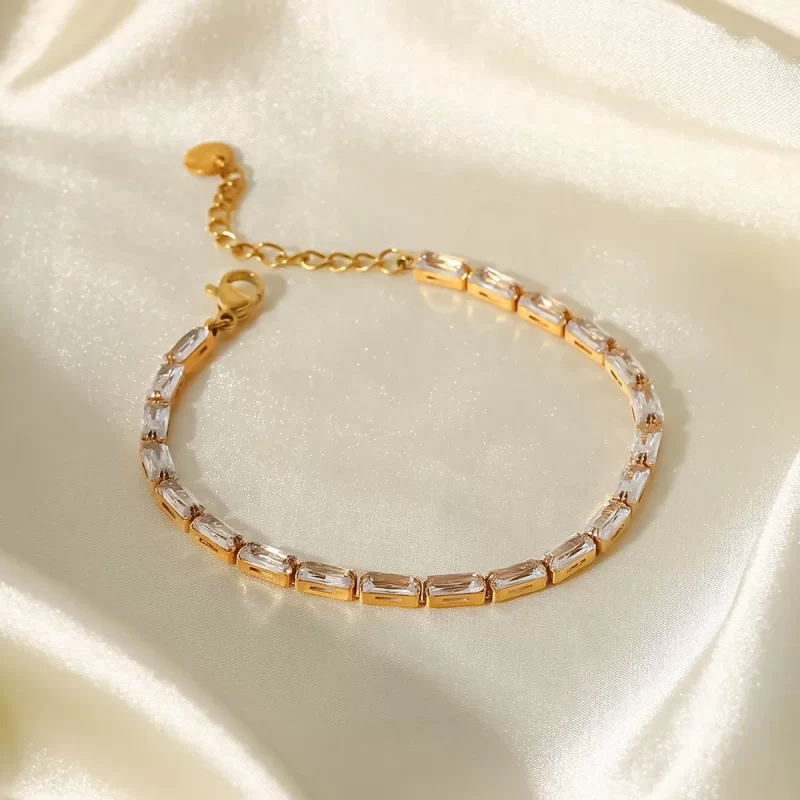 White Color Cubic Zirconia Circling Setting 18k Gold Plated Stainless Steel Bracelets for Woman - Image 4