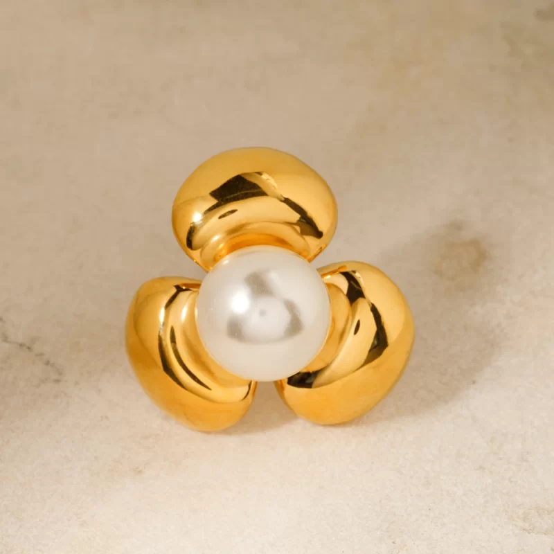 J&D Fashion Jewelry Gold Plated Rings Waterproof Stainless Steel Flower Inlay Pearl Finger Rings Women - Image 2