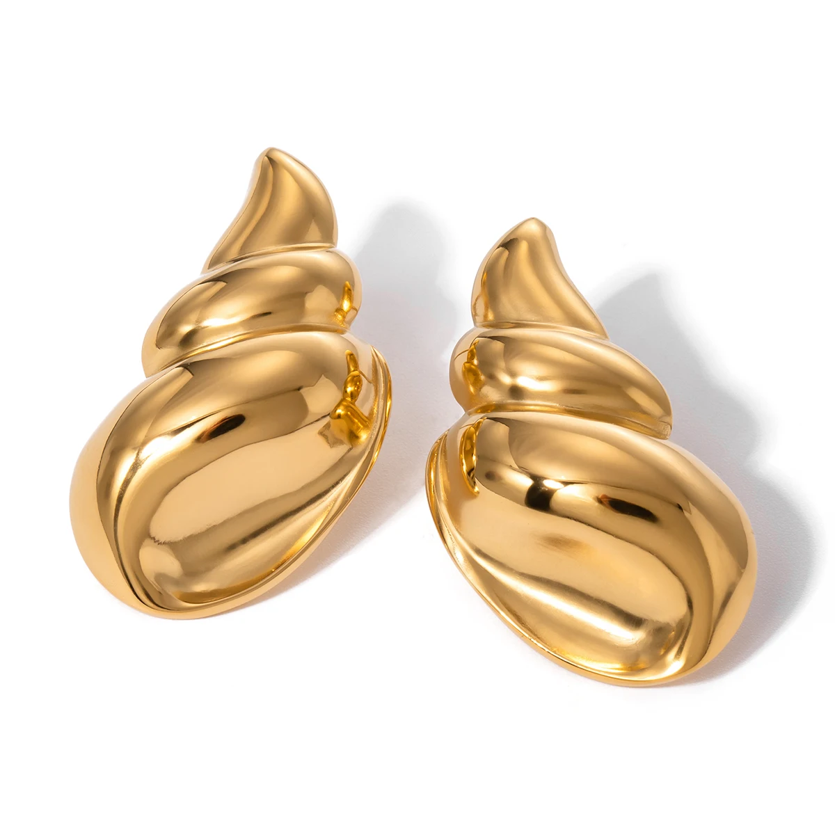 18K Gold Stainless Steel 3D Polished Conch Shell Stud Earrings Left Right Pair with Zircon Trendy Geometric Design