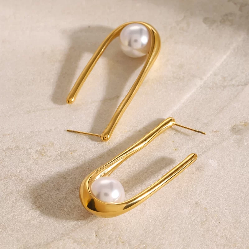 18k Gold Stainless Steel Jewelry Imitation Shell Pearl U-Shaped Earrings - Image 5