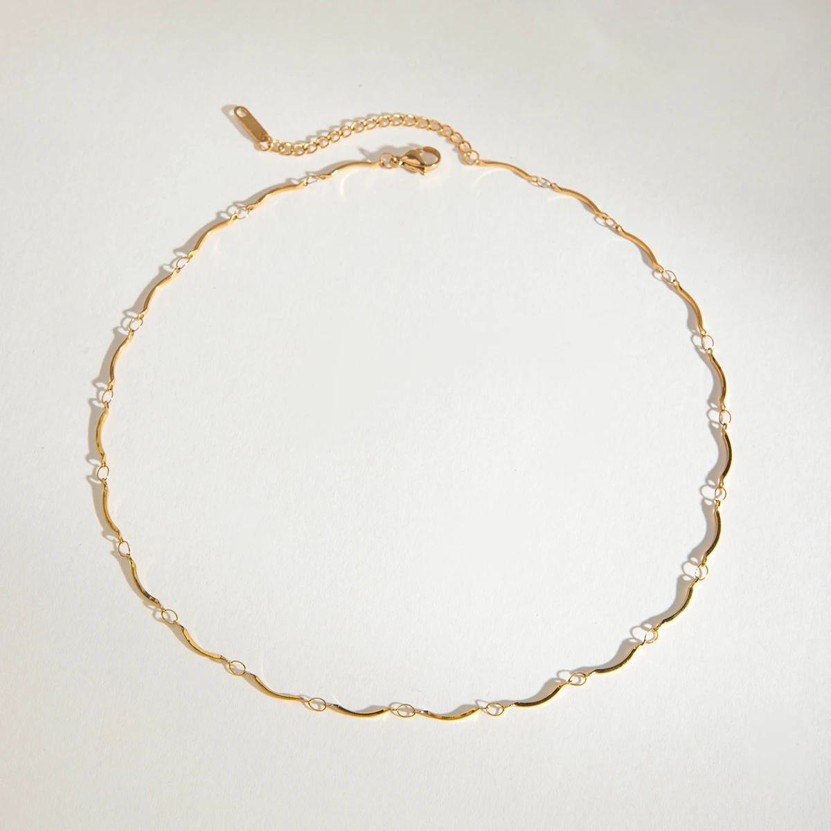 J&DModern 18K Gold Plated Stainless Steel Semi-circula Handmade Chain Necklace Durable Fashion Jewelry Everyday Wear