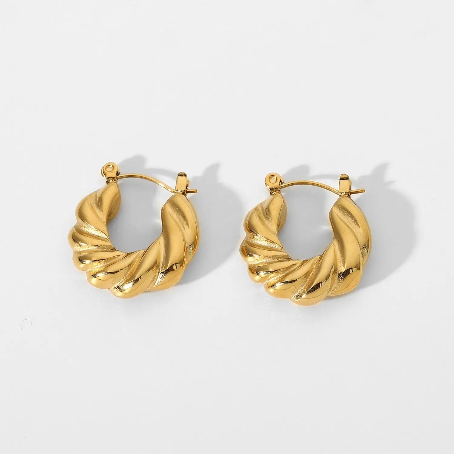 Female Rhomboid European Earring and American Simple Stainless Steel Electroplated 18K Real Gold Plated Earring
