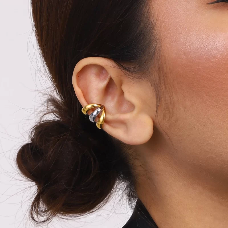 Unique Design Stainless Steel Gold Plated Stud Earrings 18K Striped Hollow Women Earrings - Image 3