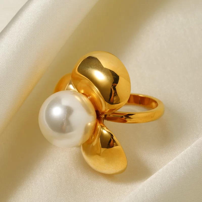 J&D Fashion Jewelry Gold Plated Rings Waterproof Stainless Steel Flower Inlay Pearl Finger Rings Women - Image 3