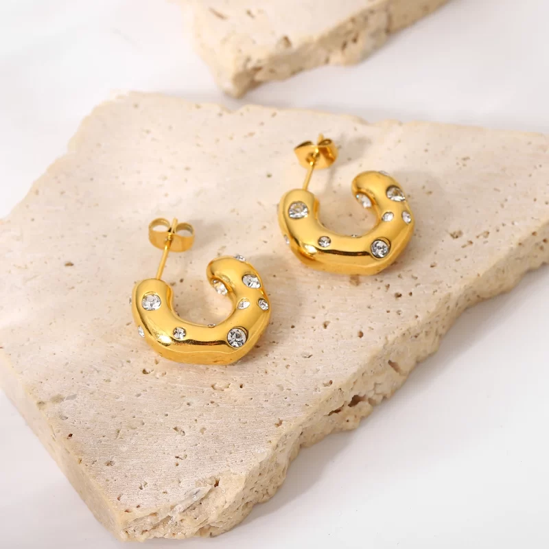 18k Gold Plated Stainless Steel Special-shaped Hammer Pearl Zircon CC Shaped Earrings - Image 5