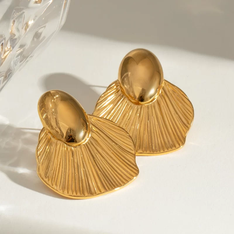 18k Gold Stainless Steel Fish Tail Ribbed Shiny Earrings Chic Summer Accessory for Party Prom Decoration - Image 2