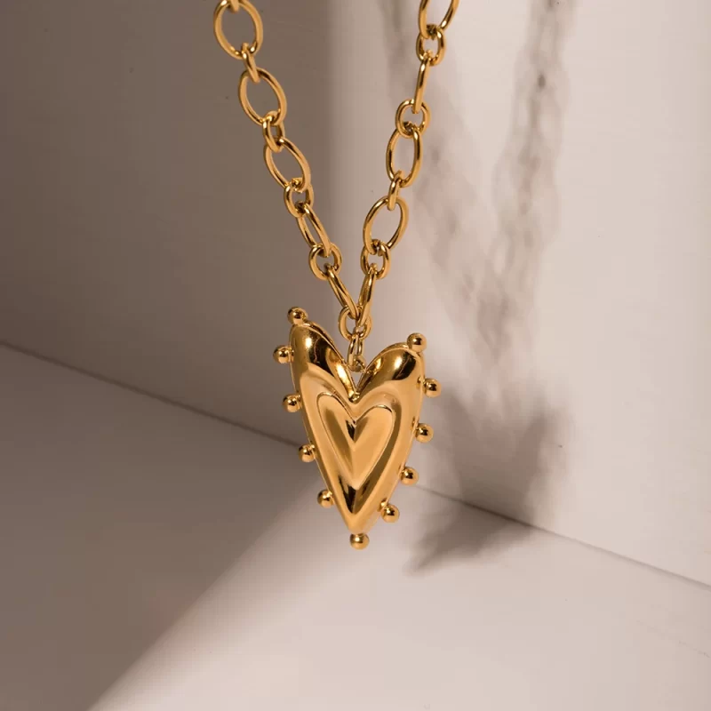 J&D 18k Gold Plated Stainless Steel Jewelry Gift Texture Heart Shape Rivet Pendant Necklace Women - Image 4