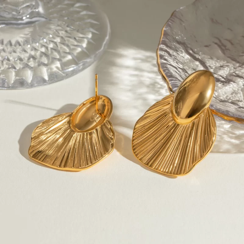 18k Gold Stainless Steel Fish Tail Ribbed Shiny Earrings Chic Summer Accessory for Party Prom Decoration - Image 4