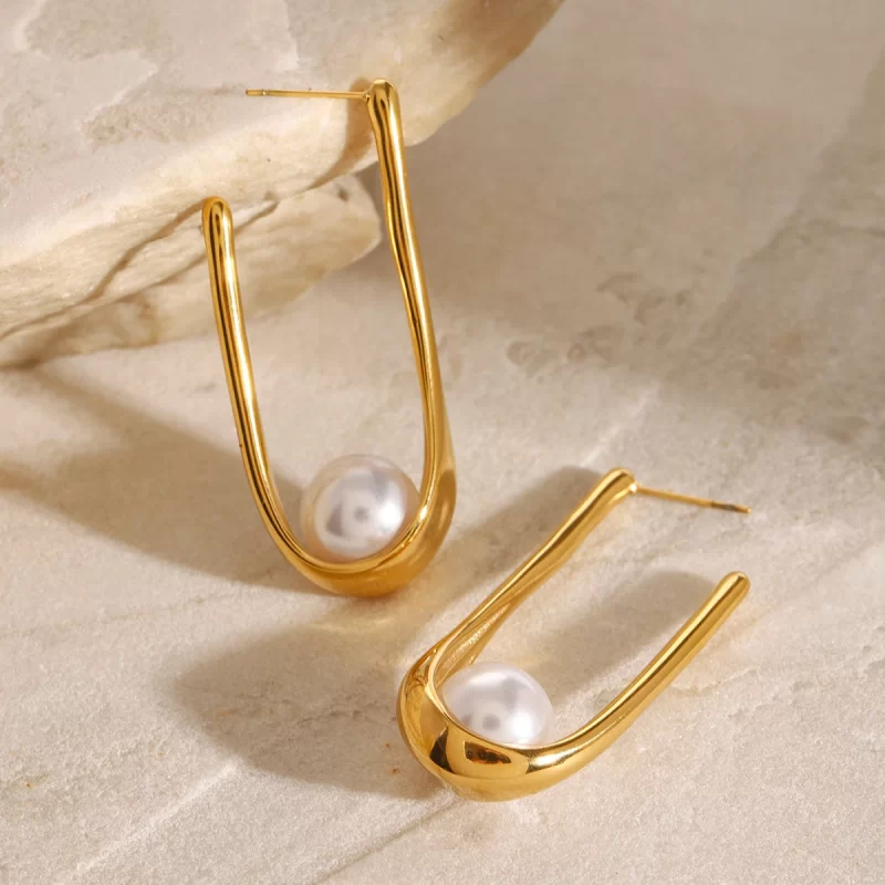18k Gold Stainless Steel Jewelry Imitation Shell Pearl U-Shaped Earrings - Image 4