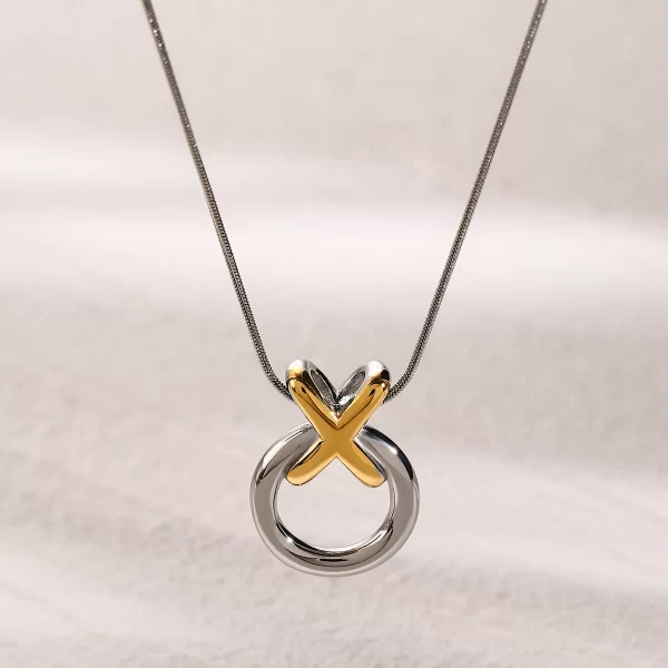 J&D Jewelry Fashion Necklace Two Tone Plated Snake Chain Necklace Stainless Steel Donuts Pendent Necklace