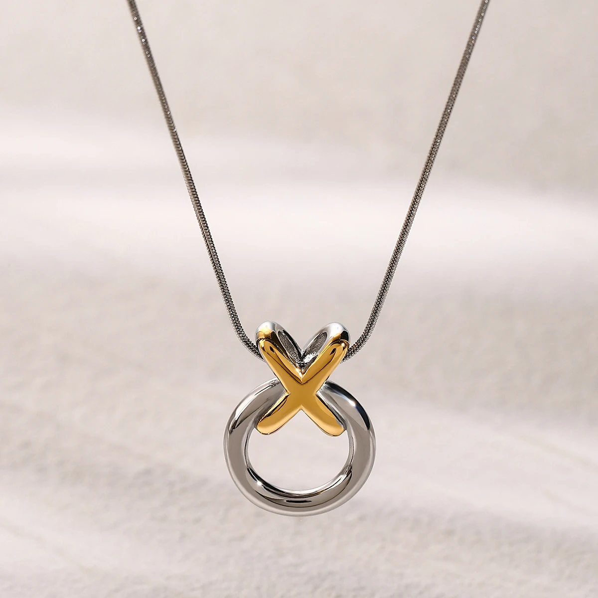 J&D Jewelry Fashion Necklace Two Tone Plated Snake Chain Necklace Stainless Steel Donuts Pendent Necklace