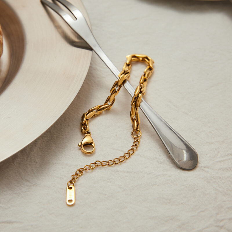 J&D Waterproof Tarnish Free 18K Gold Stainless Steel Hypoallergenic Classic Watch Chain Bracelet - Image 3