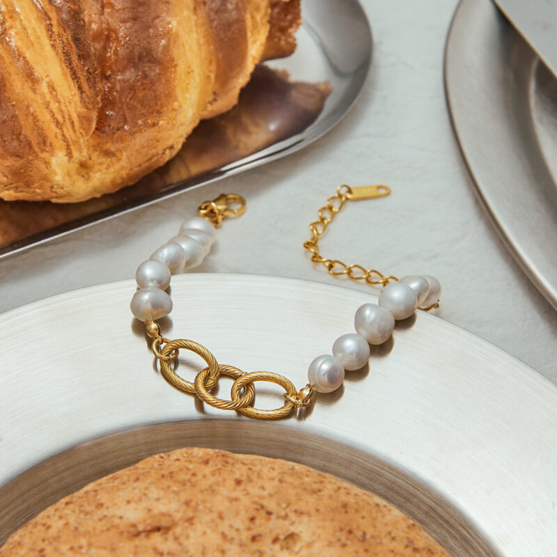 J&D Elegant Graceful 18K Gold and Stainless Steel Freshwater Pearl Thread Ring Bracelets - Image 5