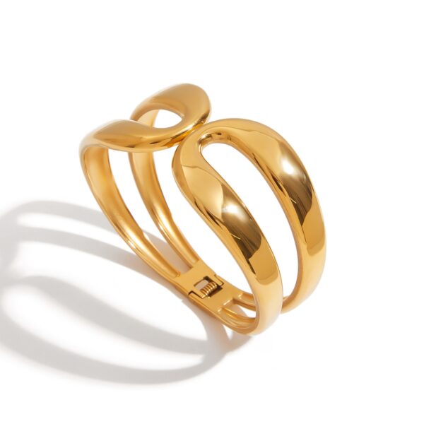 J&D Classic Stainless Steel Gold Plated Hollow Bracelet Sustainable Everyday Luxury Timeless Geometric Stackable Rings Jewelry