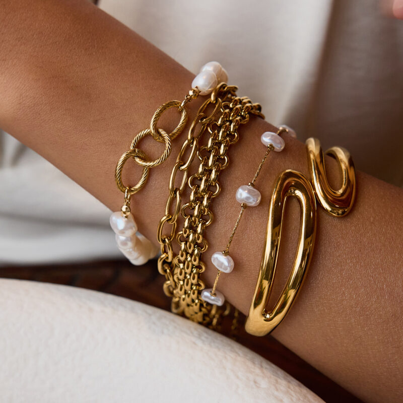 J&D Elegant Graceful 18K Gold and Stainless Steel Freshwater Pearl Thread Ring Bracelets - Image 3