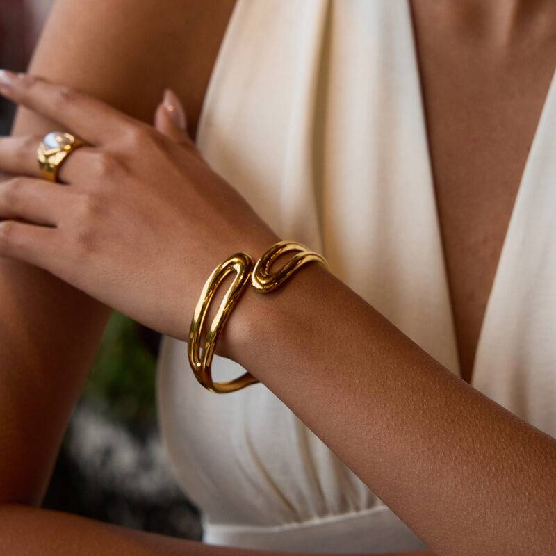 Classic 18K Gold Stainless Steel Double Layer Hollow Spring Open Bangle Bracelet for Women - Image 3
