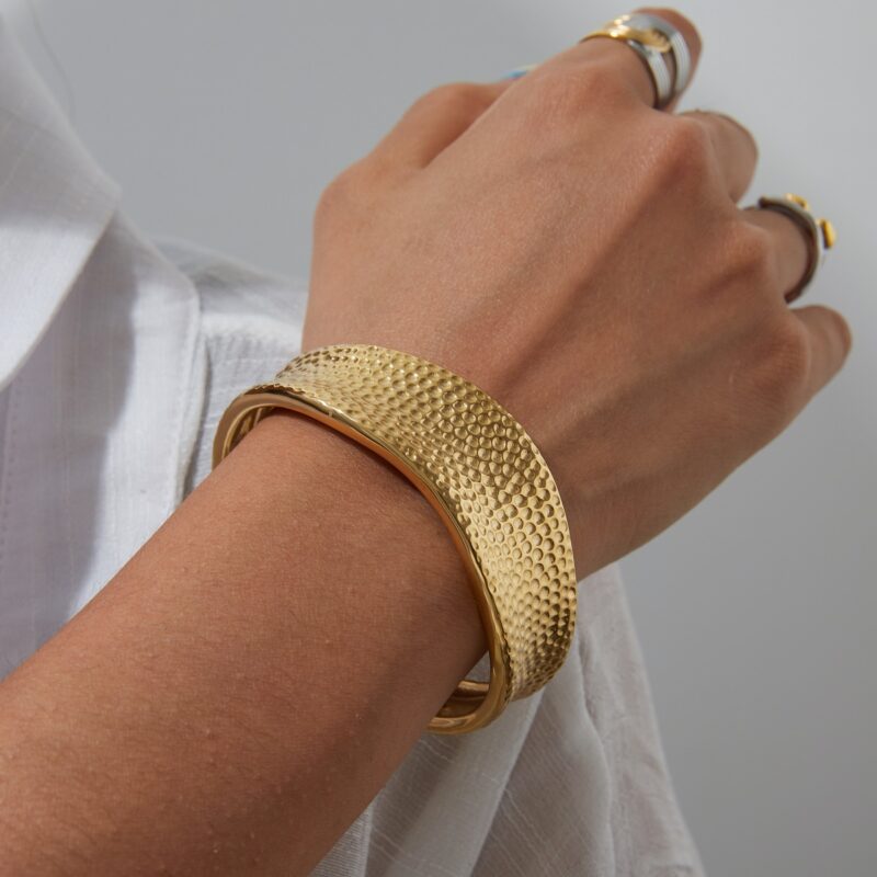 J&D 18K Gold Plate Stainless Steel Cuff High Polished Minimalist Chunky Hammered Open Bangle Bracelet - Image 3