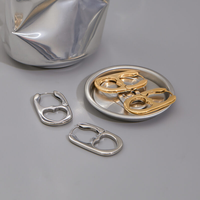 Men's Designer 18K Gold Stainless Steel Smooth Can-Inspired Hollow Heart Stud Earrings - Image 3