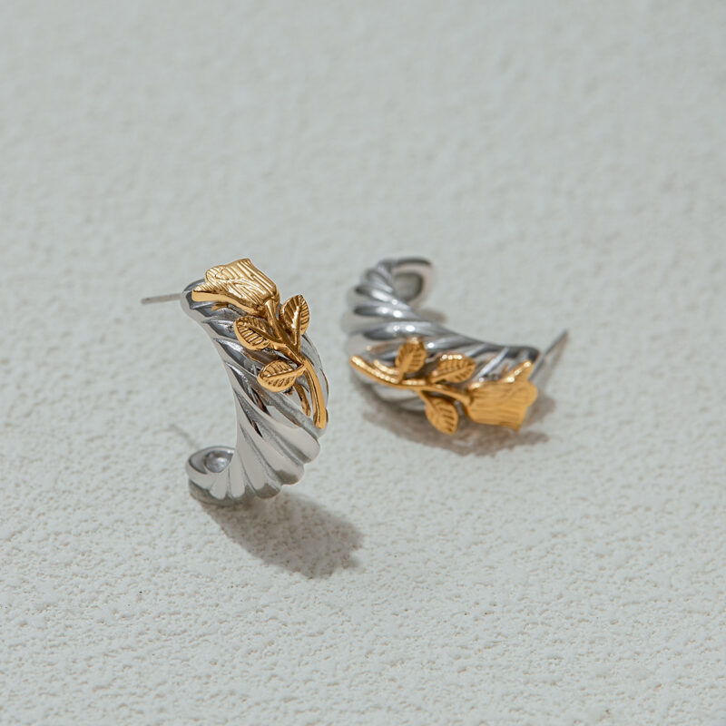 Classic Women's 18K Gold Two-Tone Ribbed Rose Hoop Earrings - Image 2