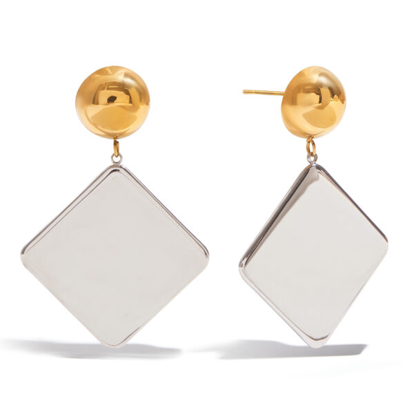 J&D Hiphop 18K Gold Plated Stainless Steel Big Glossy Metal Two Tone Earrings Waterproof Jewelry for Cool Street Dance Girls
