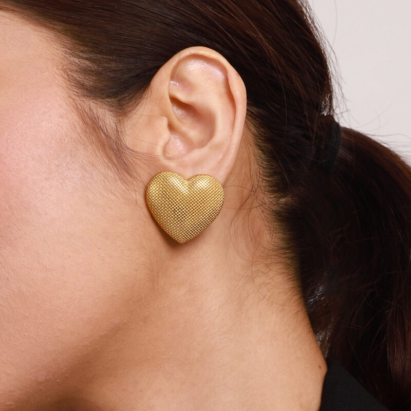 Original Design 18K Gold Stainless Steel Embossed Heart Earrings - Image 3