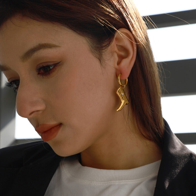 18K Gold Diamond Star Boot Drop Earrings Pair - Image 4