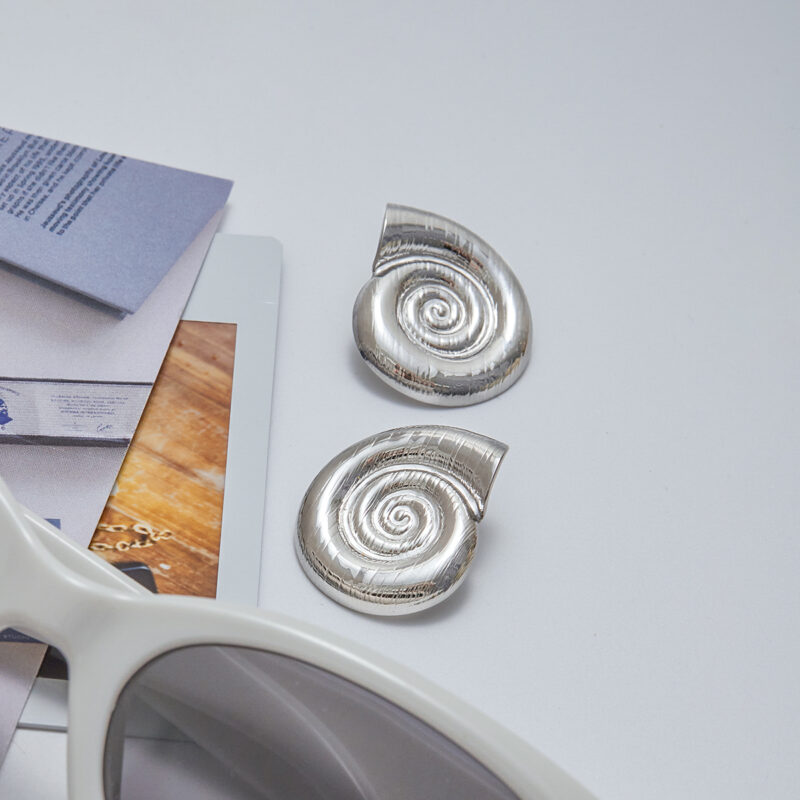 Vacation Style Steel Color Spiral Shell Hoop Earrings Pair - Image 2