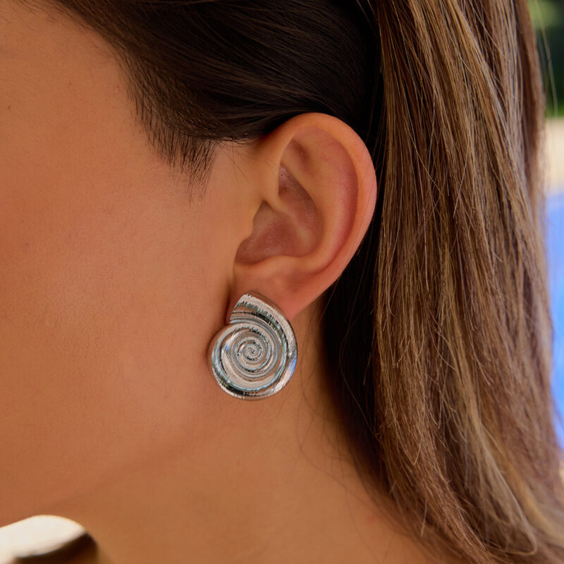 Vacation Style Steel Color Spiral Shell Hoop Earrings Pair - Image 3