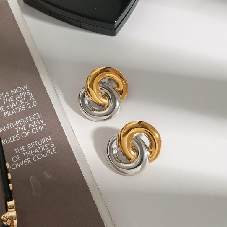 Minimalist Women's 18K Gold Two-Tone Stainless Steel Smooth 8-Shaped Hoop Earrings Pair - Image 2
