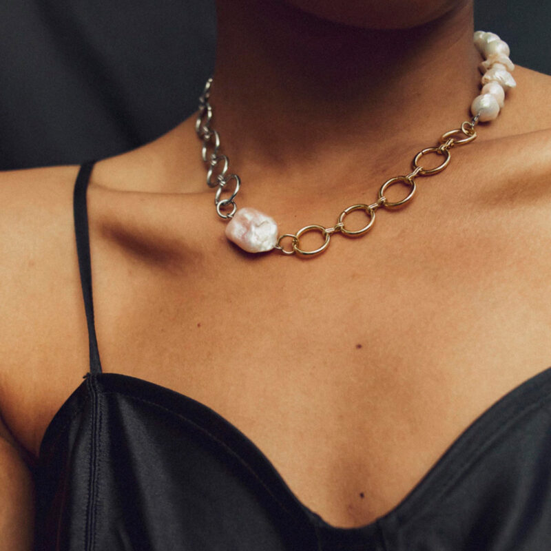 J&D Elegant Graceful 18K Gold Stainless Steel Two Tone Freshwater Pearl O-shaped Hollow Chain Necklaces - Image 5