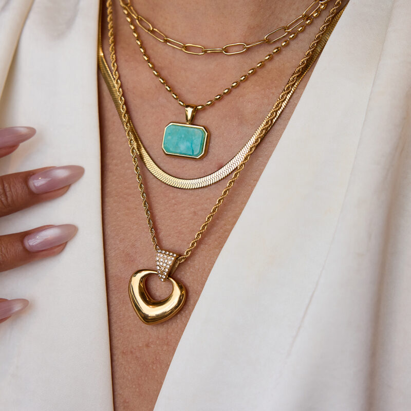 18K Gold Stainless Steel Heart Pendant Necklace - Crystal Hollow Love Charm with Twisted Chain for Women - Image 4