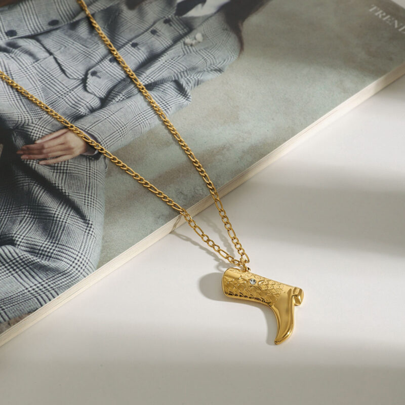 18K Gold Diamond Star Boot Pendant Figaro Chain Necklace - Image 3
