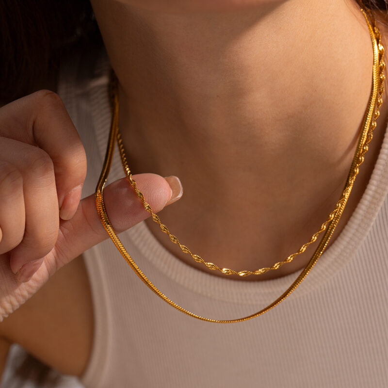 18K Gold Stainless Steel Double Twist Chain Necklace - Image 4