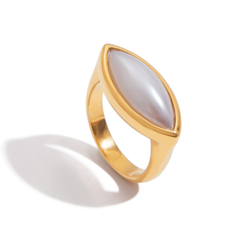 J&D 2025 Trendy 18K Gold Plated Stainless Steel Elegant Oval Ring with Resin Pearl Minimalist Vintage-Inspired Jewelry for Women - Image 2