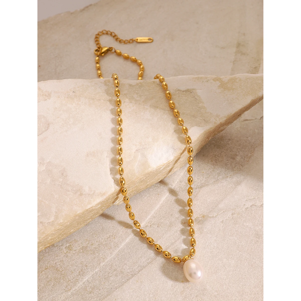 Youthway 18K Gold Plated Stainless Steel Elegant Charm Freshwater Pearl Pendant Necklace For Women Anti Allergic Jewelry