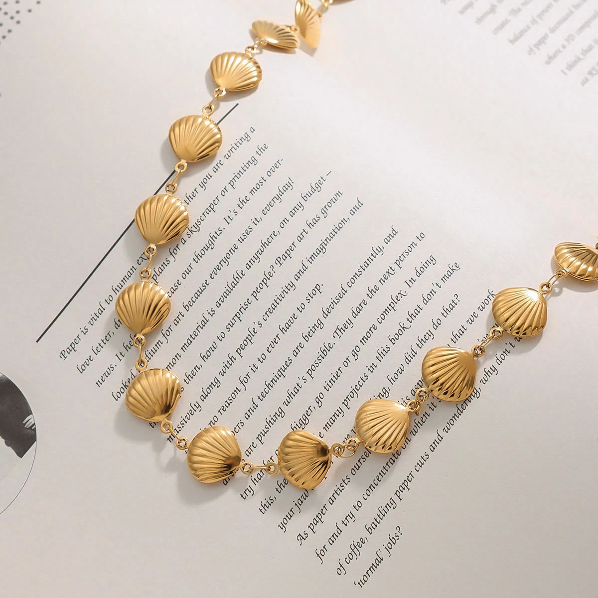 Youthway Summer Holiday Versatile Gold Plated Stainless Steel Geometric Small Shell Necklace Bracelet Women Jewelry Set Gift