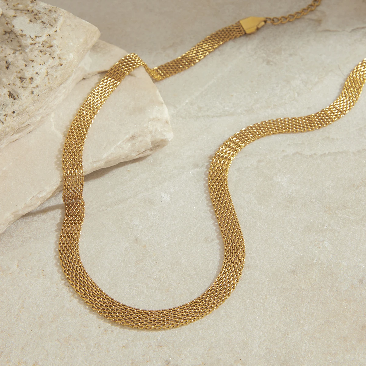 J&D 18k Gold Plated Stainless Steel Jewelry for Women Minimalism Choker Link Chain Necklace