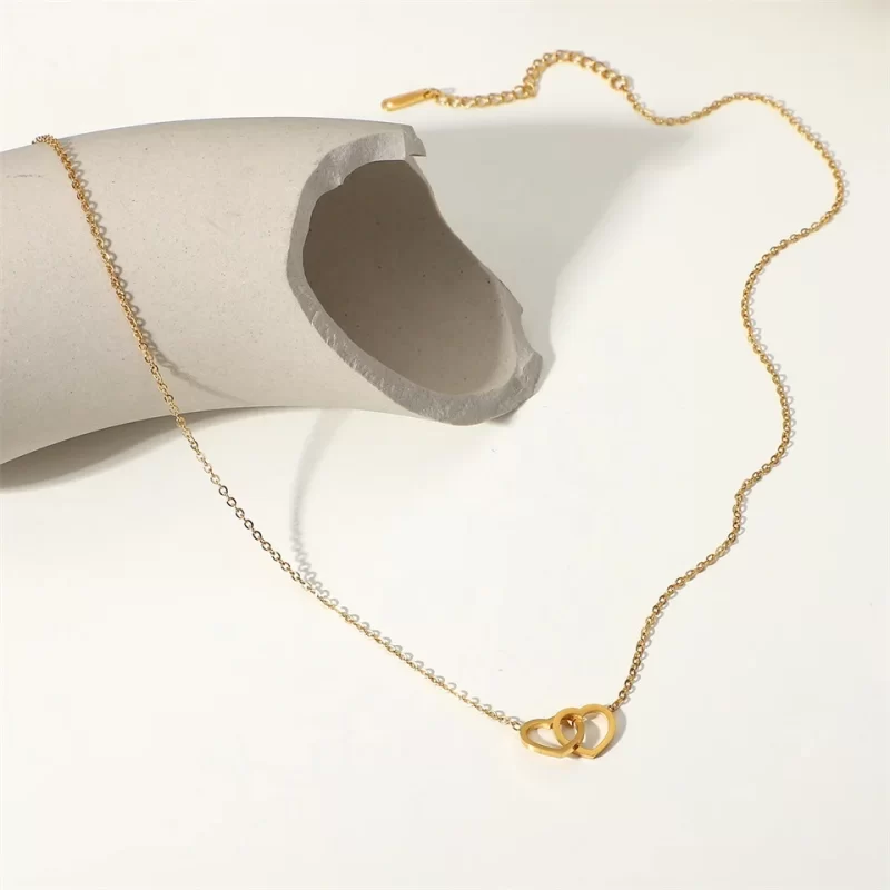 Trendy Fine Double Heart Connected Hollow Chain Necklace for Women Temperament Jewelry Gift - Image 2