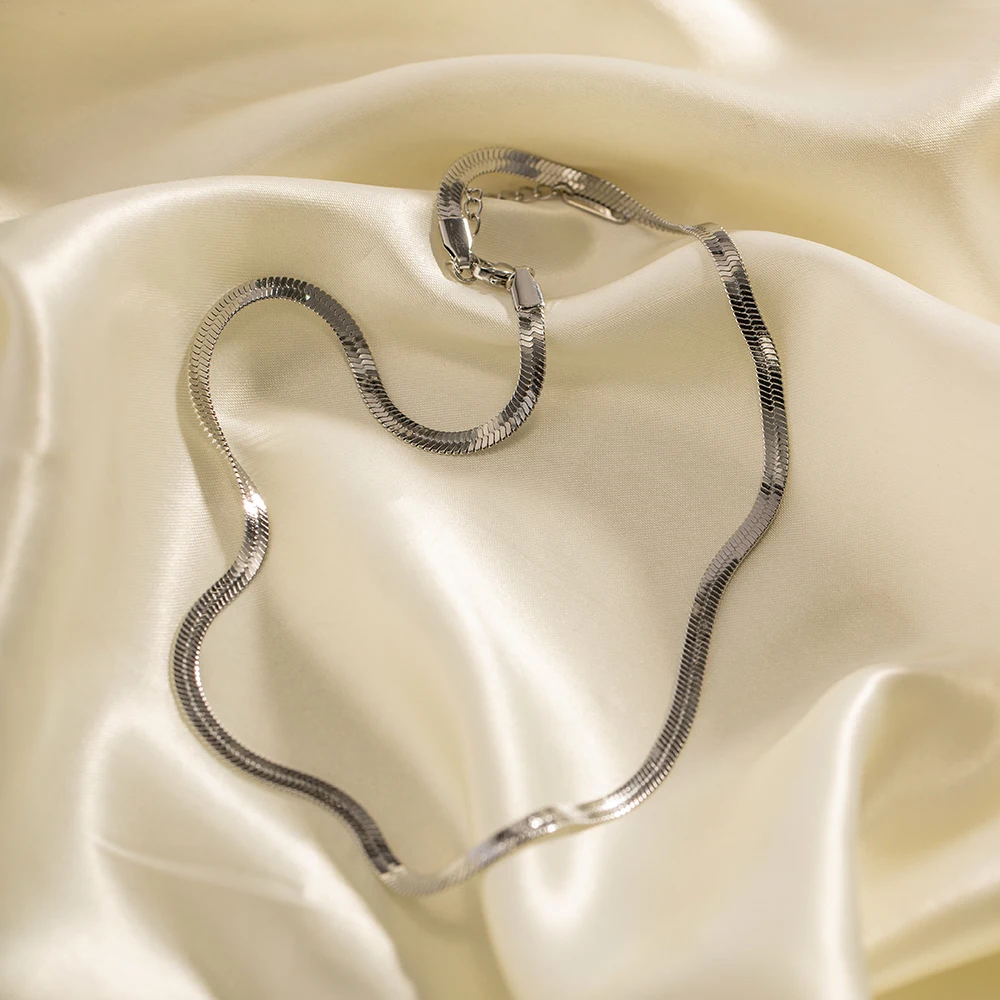Youthway 4mm Wide Stainless Steel Basic Snake Chain 18K Gold Plated Ladies Necklace Waterproof 2023 NEW