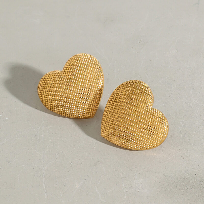 Original Design 18K Gold Stainless Steel Embossed Heart Earrings - Image 4