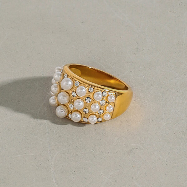 18K Gold Stainless Steel Wide Pearl & Diamond Ring Size 7 - Image 3
