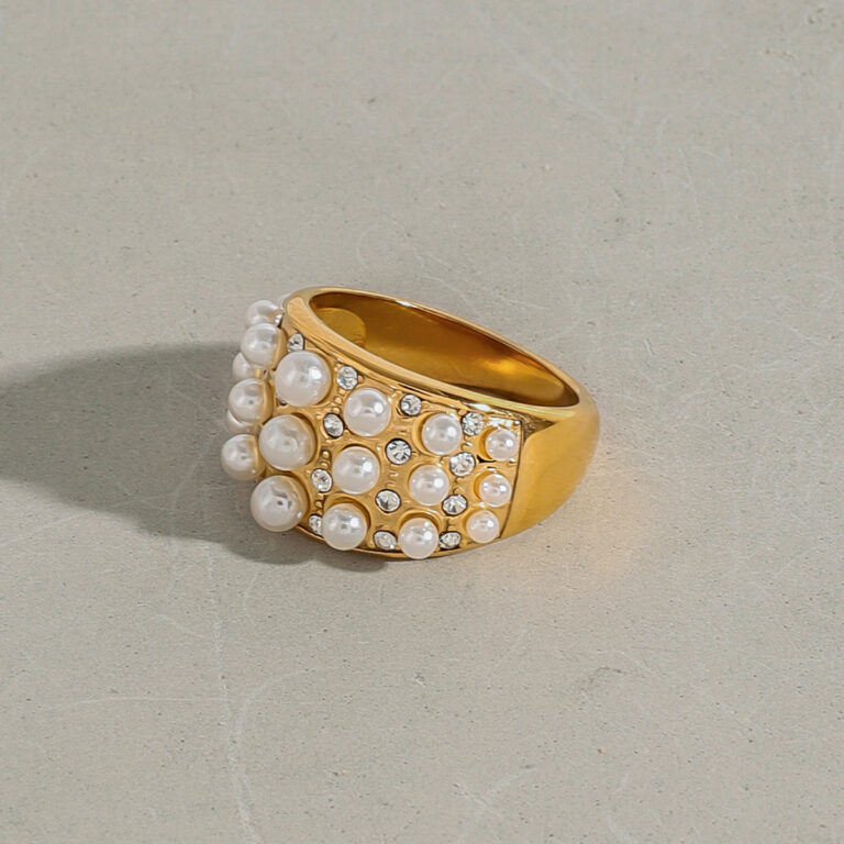 18K Gold Stainless Steel Wide Pearl & Diamond Ring Size 7 - Image 3