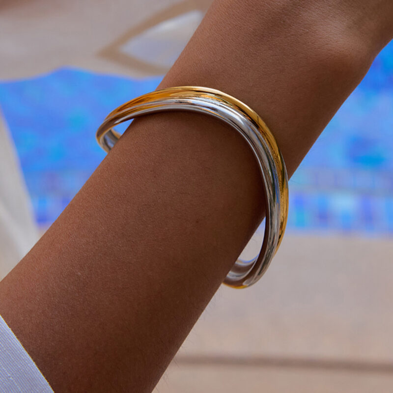 18K Gold Wave Bangle Two Tone Double Layer Open Cuff Design - Image 4