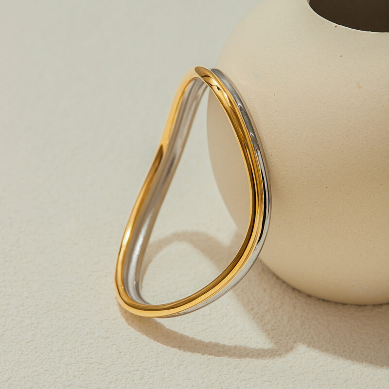 18K Gold Wave Bangle Two Tone Double Layer Open Cuff Design - Image 3
