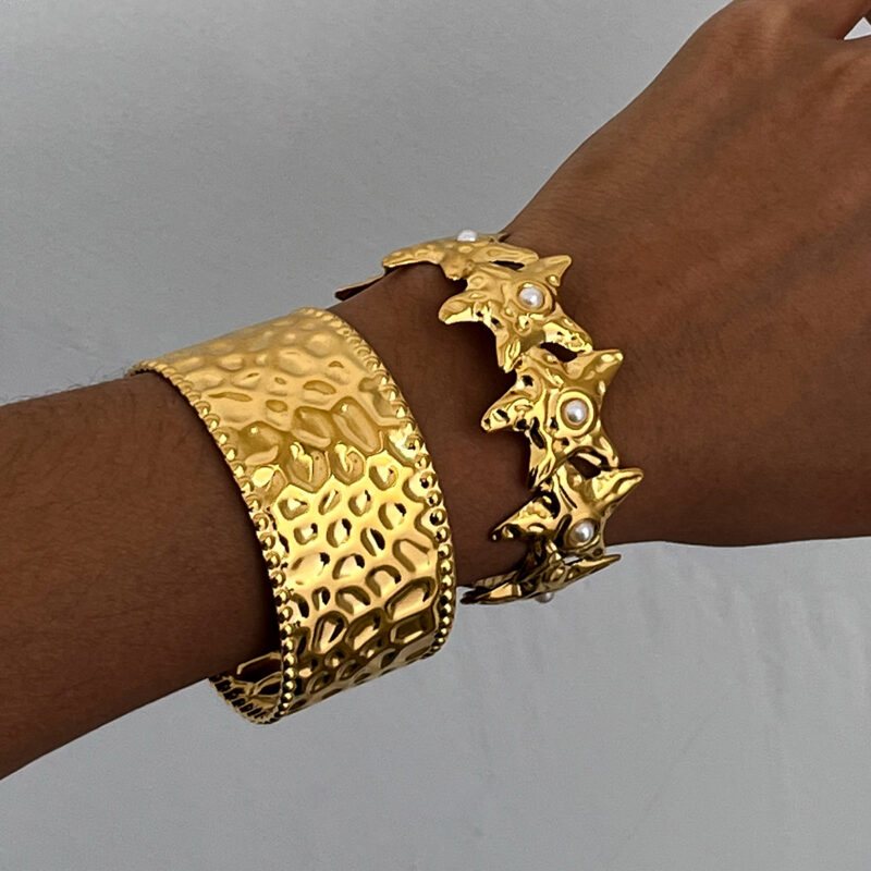 18K Gold Pearl Bangle Starfish Open Cuff Minimalist Design - Image 4