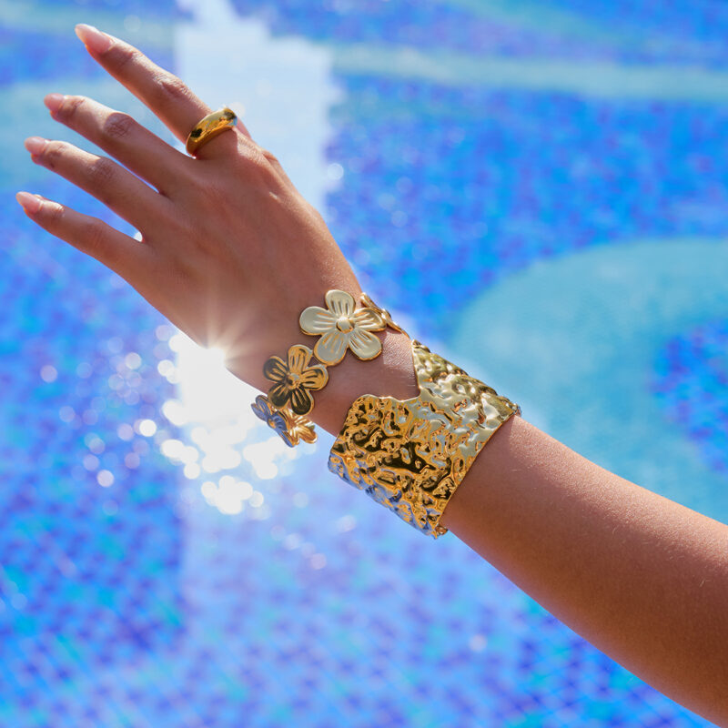 18K Gold Flower Bangle Minimalist Open Cuff Bracelet Design - Image 4